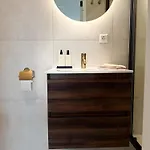 Sille - Private In Apartment Volendam